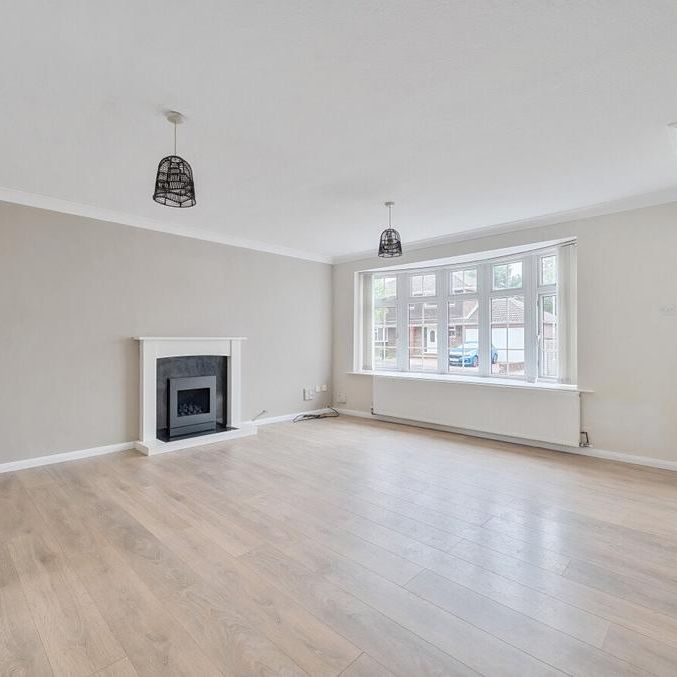 3 bedroom link detached house to rent - Photo 1