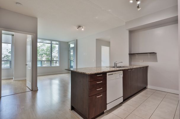 2 Bedrooms + Den Large - Photo 1