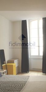 LARGE 2.5 BEDROOM IN CITY CENTER - Photo 4