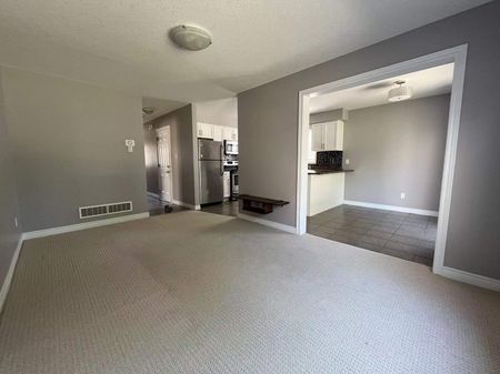 For Lease - 1993 Denview Avenue, London North, Ontario - Photo 2