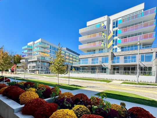 For Lease - 333 SUNSEEKER Avenue Unit# 256, Innisfil, Ontario - Photo 1