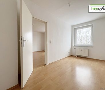 Schöne 3-Raum-Wohnung mit Wannenbad und Balkon nahe des Uni-Campus! - Photo 1