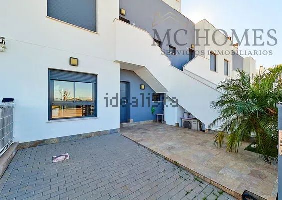 Alquiler de piso en Avenida Monte de lo