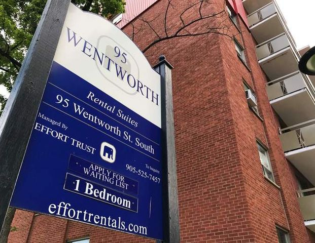 Wentworth Apartments | 95 Wentworth St. S., Hamilton - Photo 1