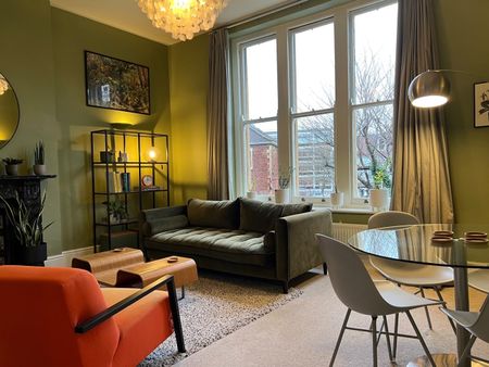 1 Bed Flat, Eaton Crescent, BS8 - Photo 2