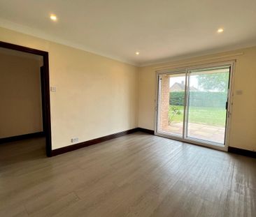 The Street, Beck Row, BURY ST. EDMUNDS - Photo 4