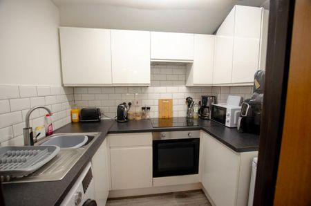 1 bedroom flat to rent - Photo 4