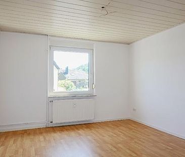 Frisch gestrichene 2- Zimmerwohnung in einem gepflegten Dreifamilienhauses in Hagen Holthausen - Foto 1