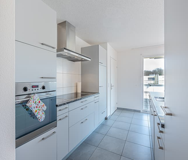 "Helle Attikawohnung mit riesiger Dachterrasse" - Photo 3