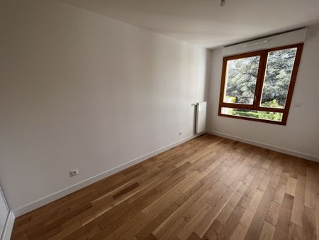 Appartement familial 3 chambres, Vanves Michelet. - Photo 2