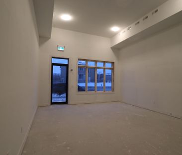 For Lease - 140 Falby Road, Brampton, Ontario - Photo 4