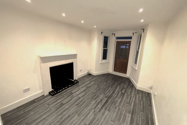 Sydenham Park Road, London, SE26 - Photo 1