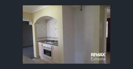 3X1 Home with Pool - Photo 4