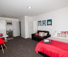 One Bedroom Furnished Apartments in Hillcrest - Photo 3