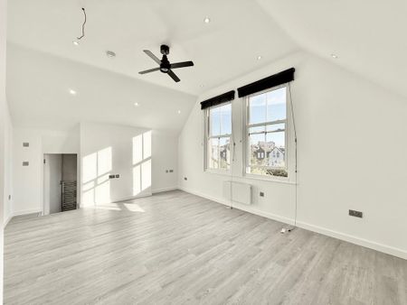 Studio to rent - Photo 3