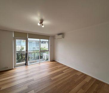 3 / 18-20 Repton Road, MALVERN EAST - Photo 2