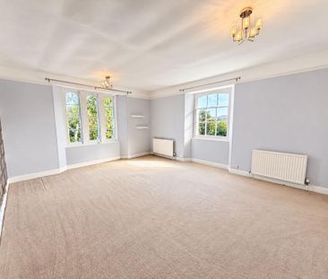 6 bedroom terraced house to rent - Photo 2