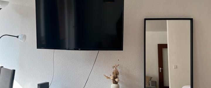 Düsseldorf: Wunderschöne 1-Zimmer Wohnung mit sehr guter Lage - Photo 1