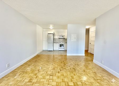 For Lease - 990 Avenue Road Unit# 108, Toronto, Ontario - Photo 3