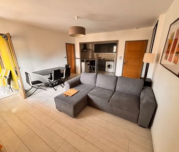 NIMES - APPARTEMENT P2 DE 45 M2 AVEC LOGGIA, BALCON + PARKING EN SS... - Photo 6