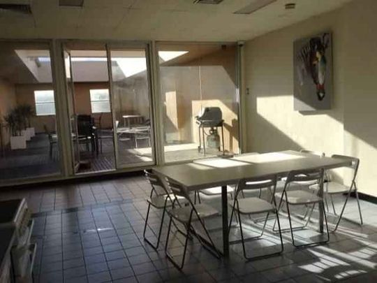 Room 22 (Non Ensuite) - Photo 1