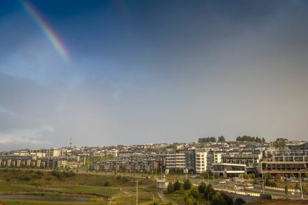 North Facing Executive 2 Bedroom Apartment - Photo 5