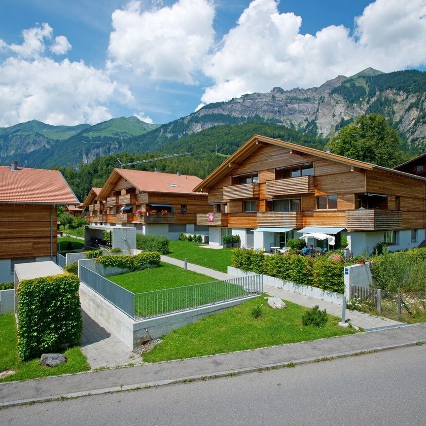 Wohnen mit Weitsicht - ein Bijou in Brienz wartet auf Sie! - Photo 1