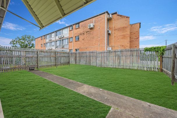 3/33 Surrey St, 4812, Hyde Park Qld - Photo 1