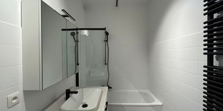 Appartement te huur in Achel voor € 1.000 met 3 slaapkamers - Photo 5