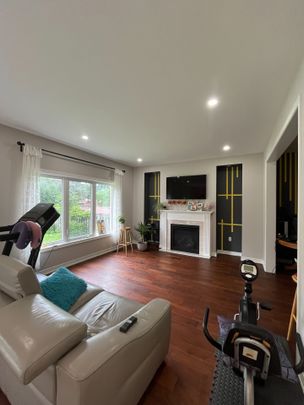 For Lease - 178 Bayview Avenue, Georgina, Ontario - Photo 1