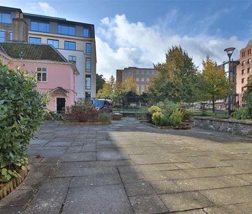 Merchants Almshouse, King Street, Bristol, BS1 - Photo 2
