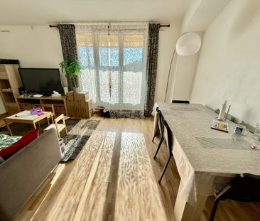 Location Appartement 4 pièces 77m² HYERES 83400 - Photo 1