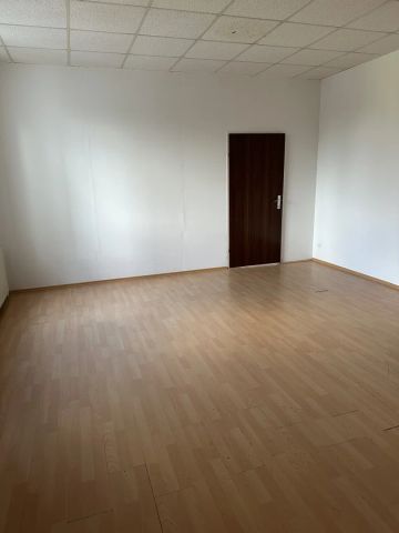 Sonnige Wohnung- Nähe Zentrum und dem Bahnhof- nur 16 min. mit der S-Bahn zur U6 - Photo 2