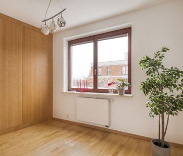 Ciche 3-pokojowe mieszkanie przy prywatnym parku - Zdjęcie 1