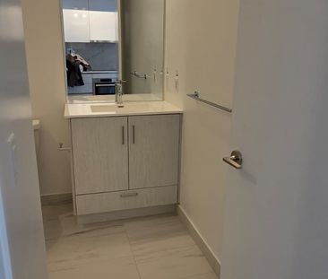 For Lease - 180 Front Street Unit# 2301, Toronto, Ontario - Photo 2