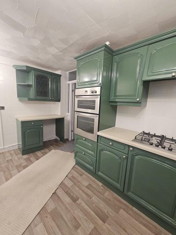 2 bedroom terraced house to rent - Photo 4