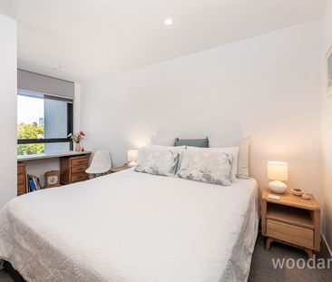 Modern Living with all the benefits - Photo 1