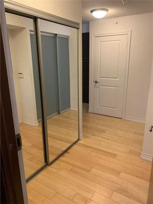 For Lease - 386 Yonge Street Unit# 1416, Toronto, Ontario - Photo 1