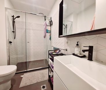 206/135 Roden Street, West Melbourne, Vic 3003 - Photo 1