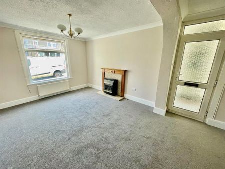 2 bedroom semi-detached house to rent - Photo 2