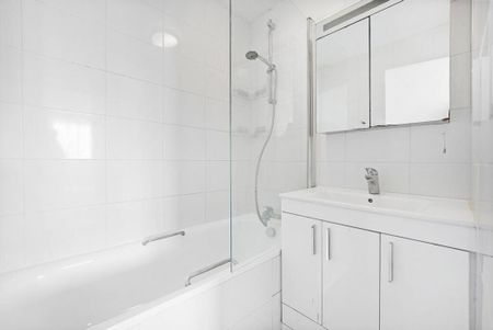 Room in a Shared Flat, Fulmer House, NW8 - Photo 3