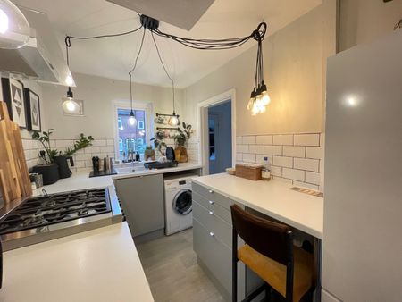 3 bedroom terraced house to rent - Photo 3