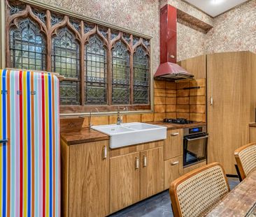 5 bedroom terraced house to rent - Photo 2