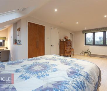 4 bedroom semi-detached house to rent - Photo 5