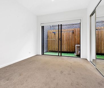 3/14A Leonard Crescent, Ascot Vale VIC 3032 - Photo 1