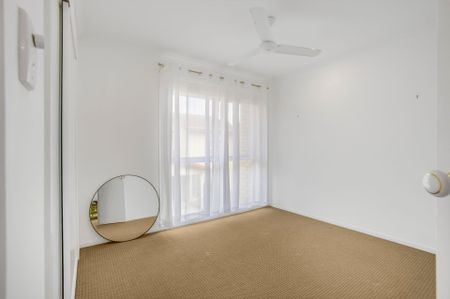 Neat and Tidy Townhouse in Great Location! - Photo 4