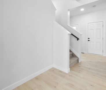 Edmonton Unfurnished house Rental in Glenridding Ravine - New EXECU... - Photo 6