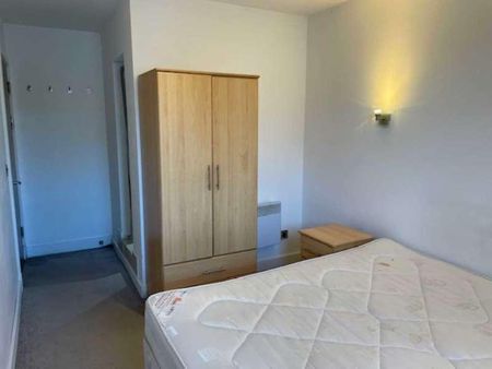 Isaac Way, Eastside Valley, M4 - Photo 3