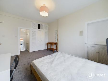 3 bedroom apartment to rent - Photo 3