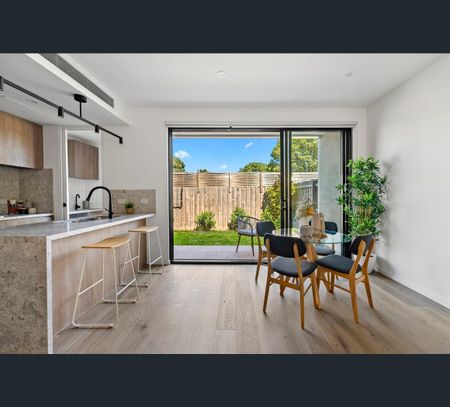 3/289 Grange Road, Ormond, Vic 3204 - Photo 2